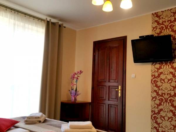 Willa Karmazynowa Przystań