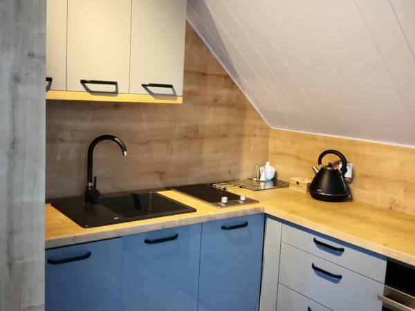 Gajówka - Całoroczne Pokoje i Apartamenty