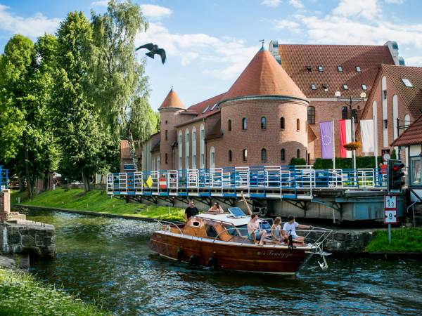 zamek pokrzyżacki / b.blisko/