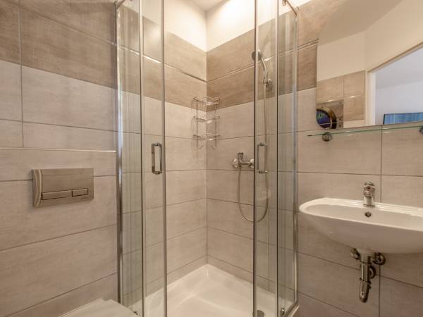 Apartamenty i pokoje Ara