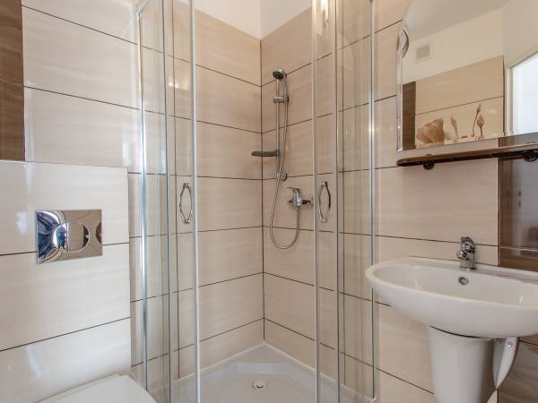 Apartamenty i pokoje Ara