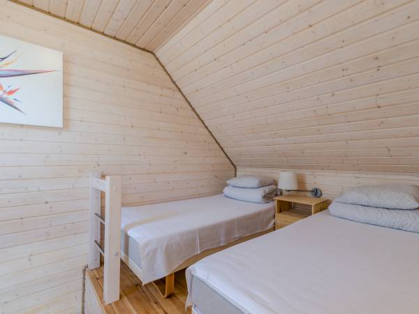 sypialnia 2-osobowa domek N2 przed zabudową