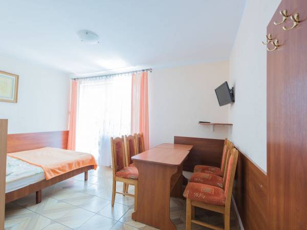 Pokoje Gościnne Basia 