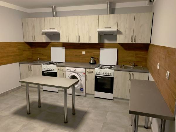 Najtańsze Noclegi Łagiewnicka 16