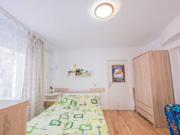 Pokój studio 5 os nr 9