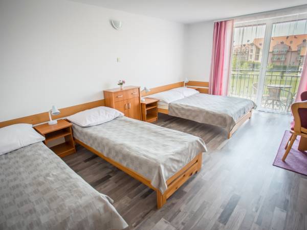 Pokój 4 osobowy II piętro nr 16