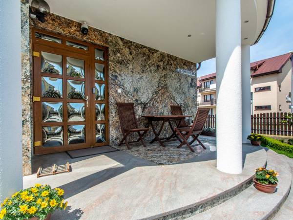 Apartamenty i pokoje Ara