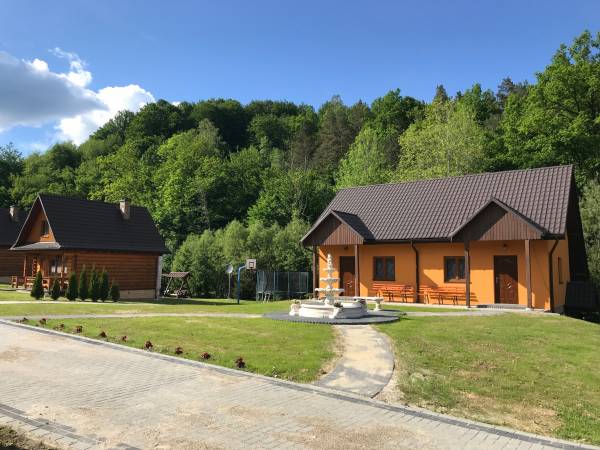 świetlica z fontanną