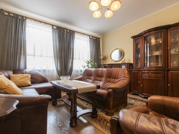 duży pokój- 4m.sypialne