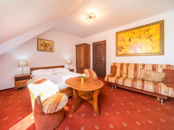 Pokój trzyosobowy (27)