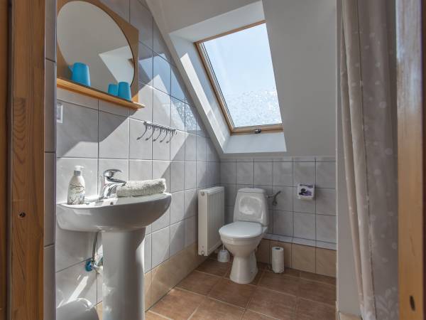 Apartamenty i Pokoje nad brzegiem jeziora Tałty