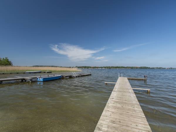 Apartamenty i Pokoje nad brzegiem jeziora Tałty