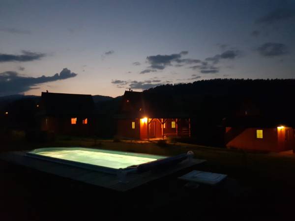 Chatki Niwki u Zbója