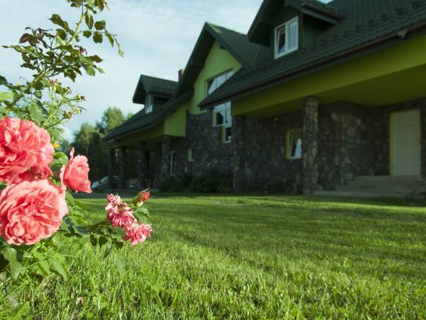 Zielona Ostoja od frontu.