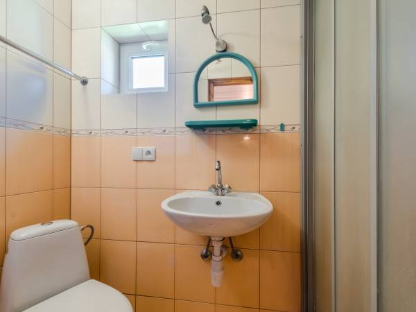 Domek i Pokoje Gościnne Pod Żaglem