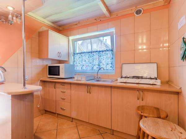 Domek i Pokoje Gościnne Pod Żaglem