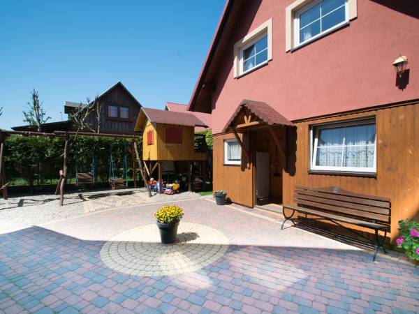 Domek i Pokoje Gościnne Pod Żaglem