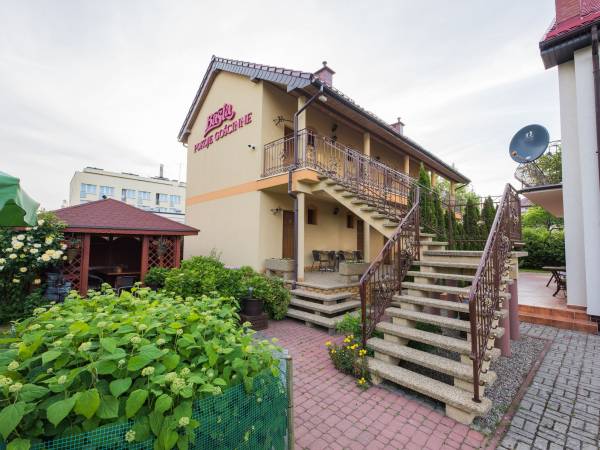 Pokoje Gościnne Basia 