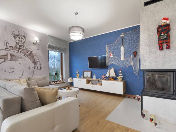 Kubryk salon z kominkiem