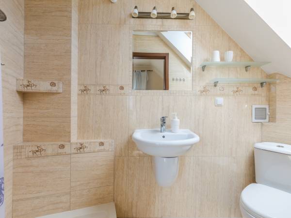 łazienka przy sypialni