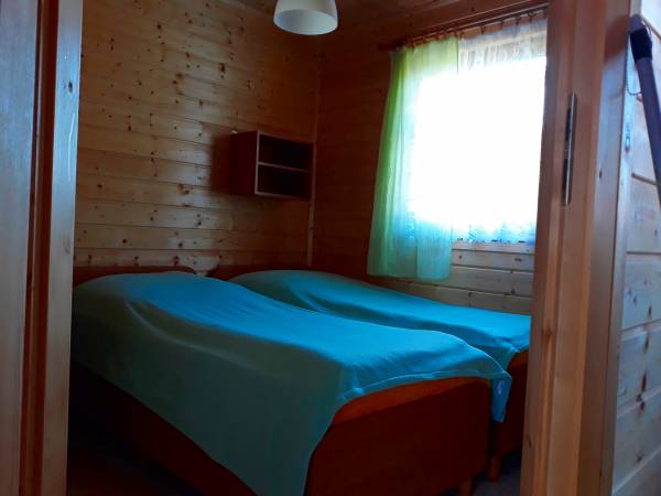 wygodne hotelowe łóżka