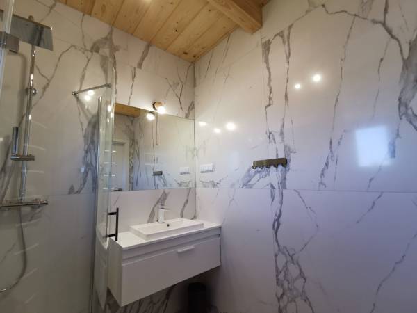 Łazienka domek ,,Morska Przystań'' i Apartament ,,Dzikość Północy''