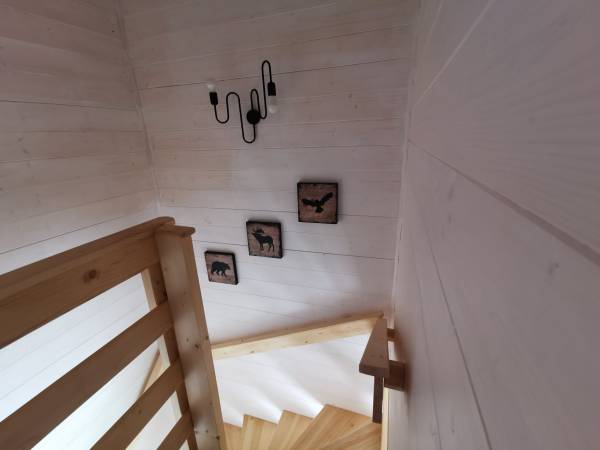 Klatka Schodowa - Apartament Dzikość Północy