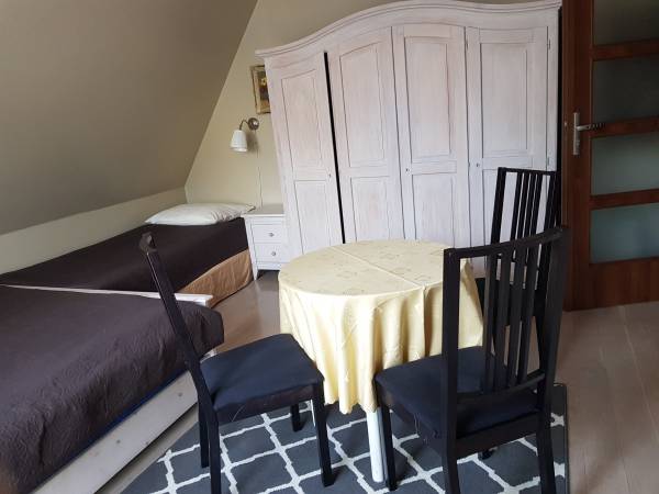 Na Skarpie -pokj 3 osobowy z balkonem i łazienką