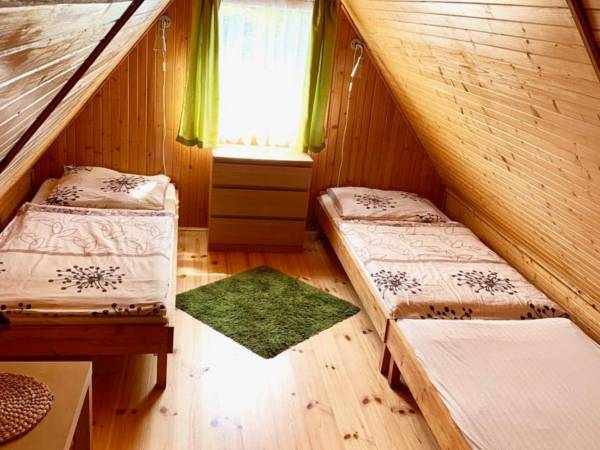 Sypilania na poddaszu domnku letniskowego