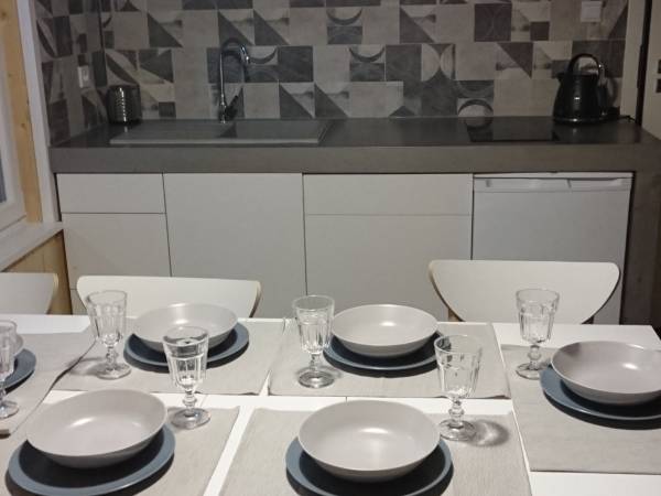 kuchnia i aneks jadalny