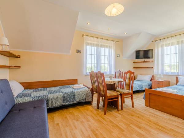 Dom murowany poój 4-5 osobowy