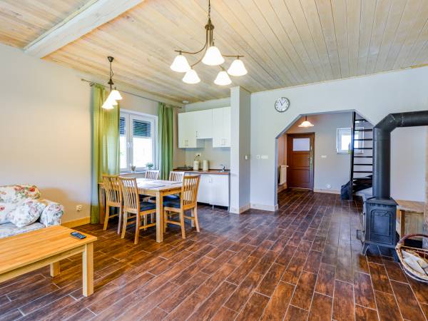 Apartament - jadalnia i aneks kuchenny