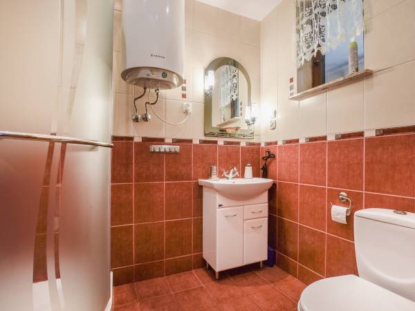 Apartament 1,łazienka