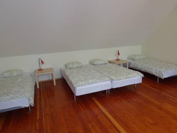 Pokój nr 5 - 4 do 6 osobowe