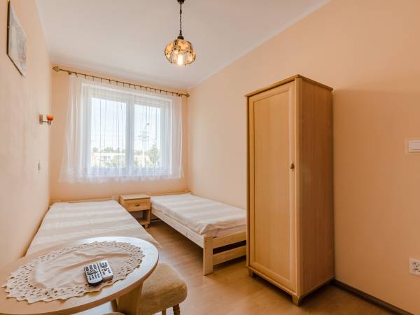 Pokój 2-osobowy z tarasem i wspólną łazienką