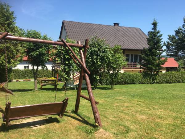 W Zaciszu Solina -noclegi 