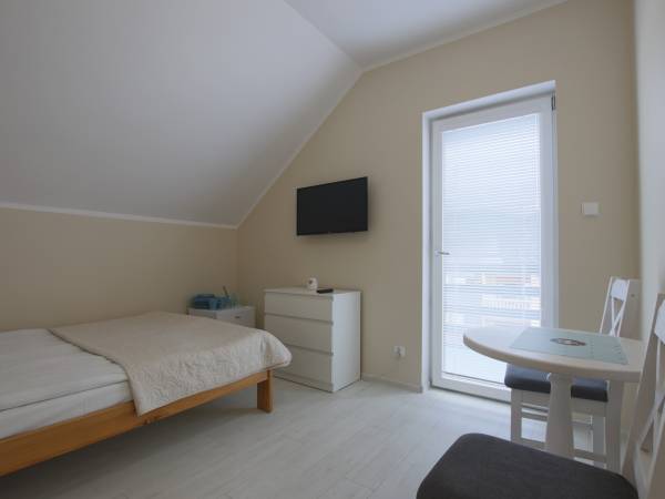 Pokój dwuosobowy z łazienką i balkonem