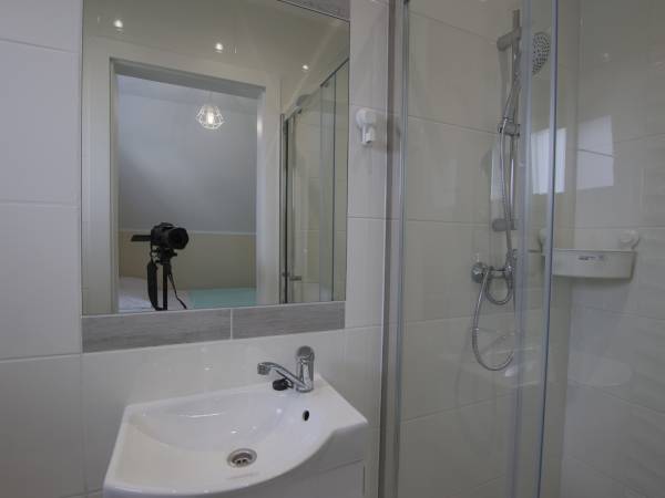 Studio z aneksem i oddzielną sypialnią