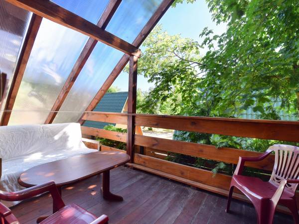 WILLA GAJA TARAS POKÓJ Nr5