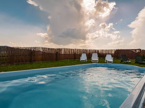 Chatki Niwki u Zbója