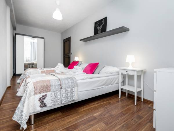 Apartament 23