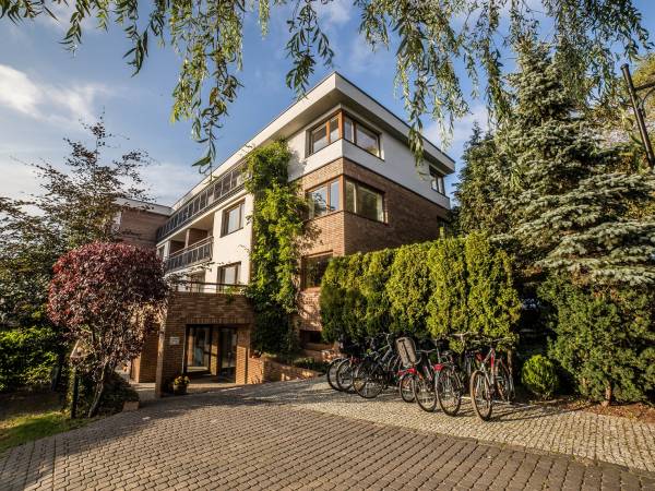 Witamy w Kaskada Comfort Villa, nowoczesnej willi położonej w kameralnej części Jastrzębiej Góry.