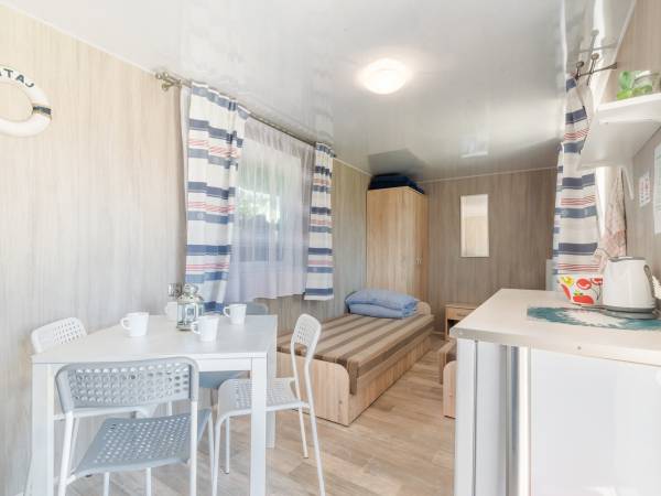 domek letniskowy jednopokojowy