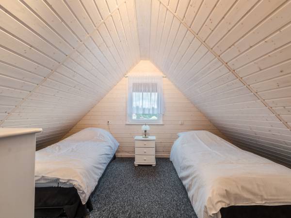 sypialnia nr 2 w domku