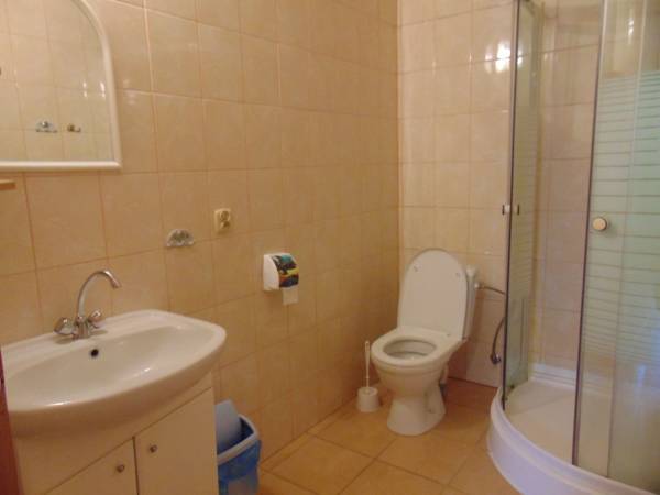 łazienka domku 7 os