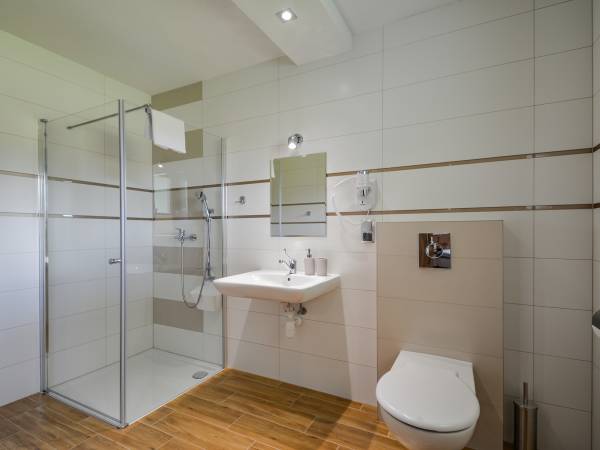 Łazienka Górska Grań