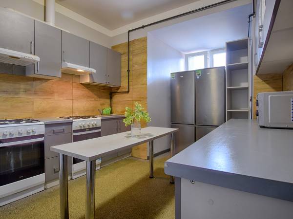 Najtańsze Noclegi Łagiewnicka 16