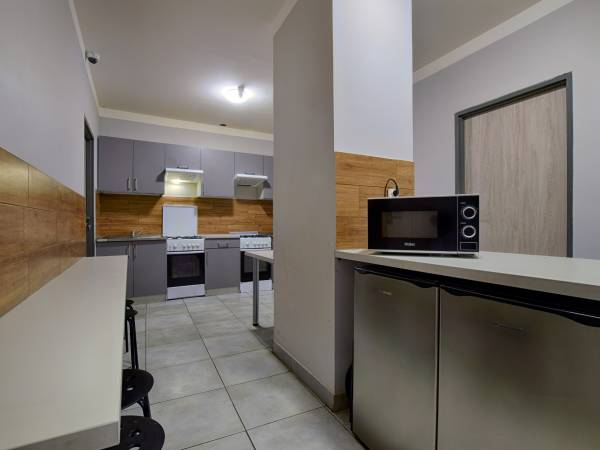 Najtańsze Noclegi Łagiewnicka 16