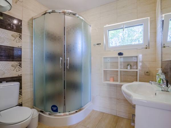 Domek 6 osobowy łazienka
