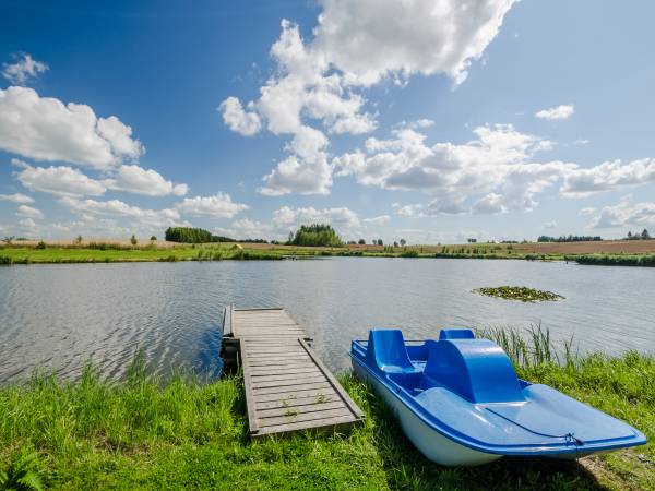 Pomost do wędkowania + rower wodny Staw o pow 1,5 ha